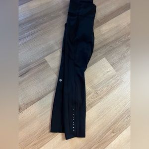 Lulu lemon cropped align pant.